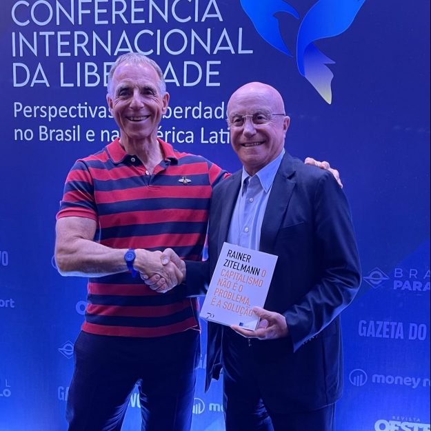 Sao Paulo, Brasilien: Mit dem Multimilliardär Salim Mattar, dem Gründer von Localiza Rent a Car, Lateinamerikas größter Autovermietung